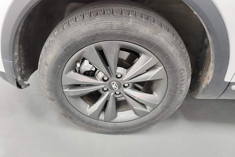 Used Cowin Xuanjie Pro EV 2022 401 km Enjoyment Version Left Front Wheel Hub