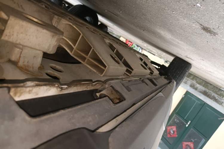 Used Cowin Xuanjie Pro EV 2022 401 km Enjoyment Version Left Side Sill