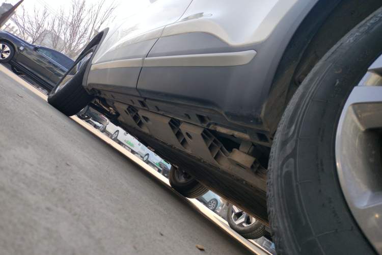 Used Cowin Xuanjie Pro EV 2022 401 km Enjoyment Version Left Side Sill