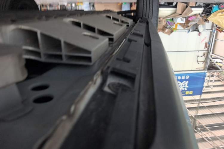 Used Cowin Xuanjie Pro EV 2022 401 km Enjoyment Version Left Side Sill