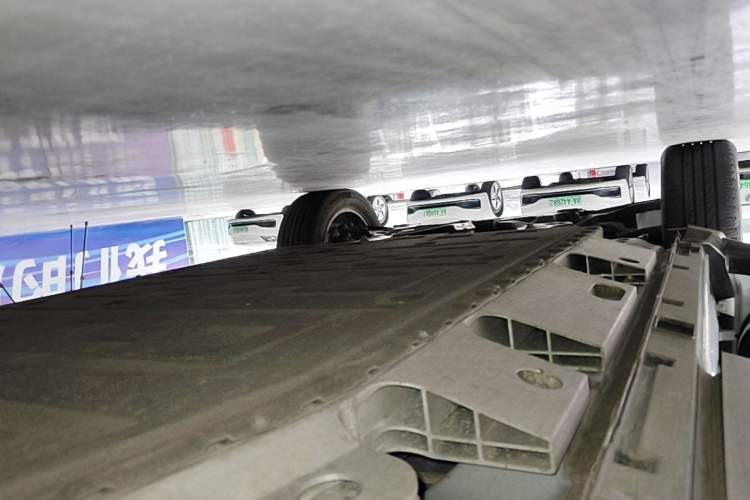 Used Cowin Xuanjie Pro EV 2022 401 km Enjoyment Version Left Side Sill