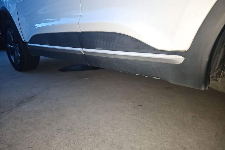 Used Cowin Xuanjie Pro EV 2022 401 km Enjoyment Version Left Side Sill