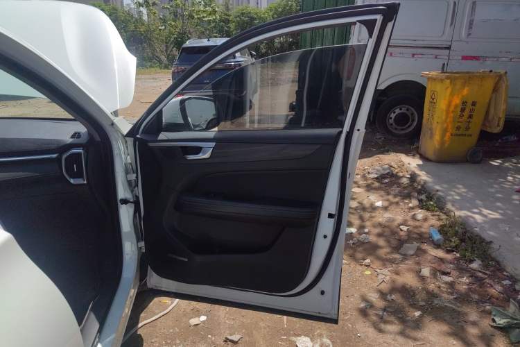 Used Cowin Xuanjie Pro EV 2022 401 km Enjoyment Version Right Front Door Interior