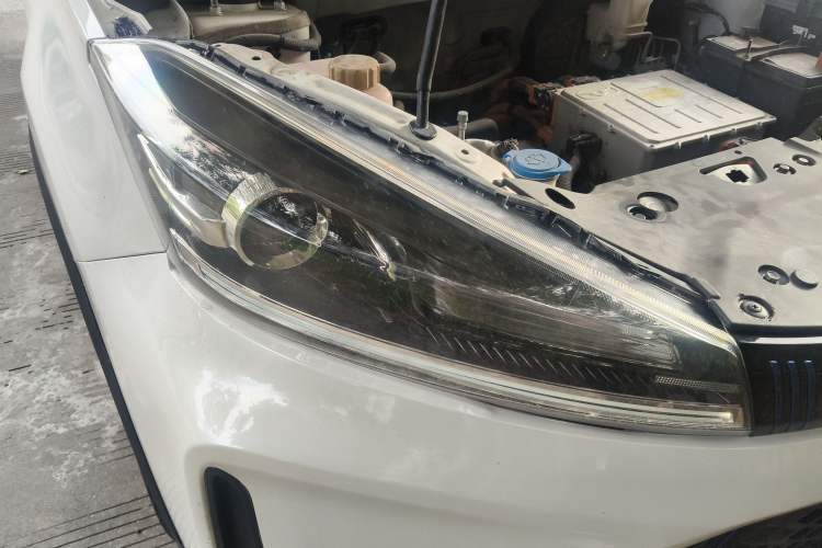 Used Cowin Xuanjie Pro EV 2022 401 km Enjoyment Version Right Front Headlight