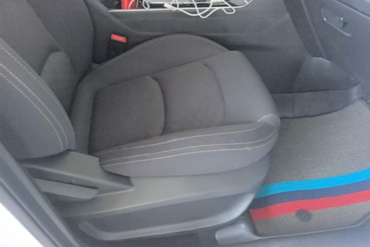 Used Cowin Xuanjie Pro EV 2022 401 km Enjoyment Version Right Front Seat