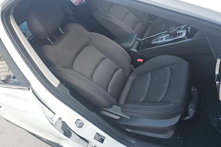 Used Cowin Xuanjie Pro EV 2022 401 km Enjoyment Version Right Front Seat