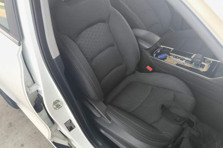 Used Cowin Xuanjie Pro EV 2022 401 km Enjoyment Version Right Front Seat