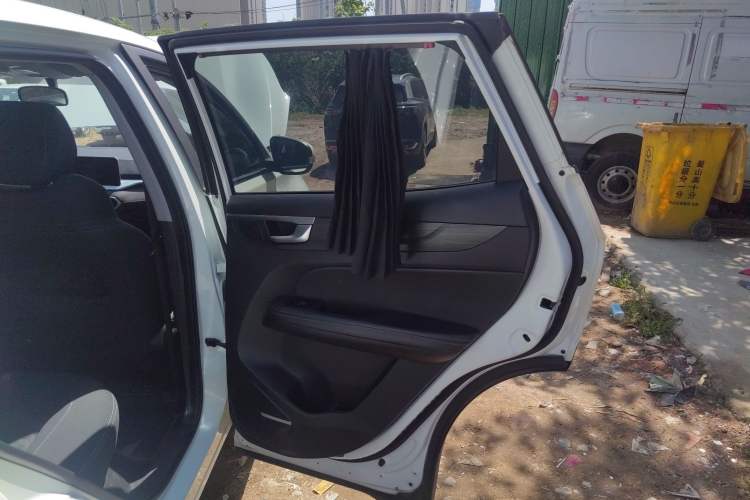 Used Cowin Xuanjie Pro EV 2022 401 km Enjoyment Version Right Rear Door Interior