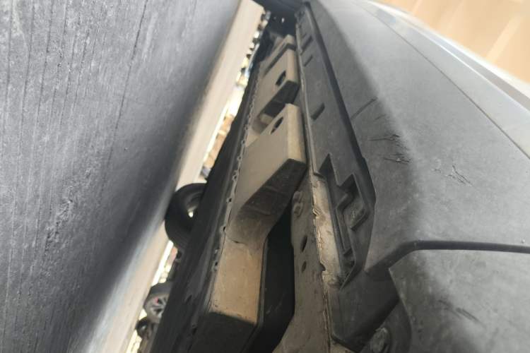 Used Cowin Xuanjie Pro EV 2022 401 km Enjoyment Version Right Side Sill