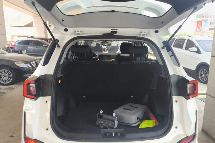 Used Cowin Xuanjie Pro EV 2022 401 km Enjoyment Version Trunk