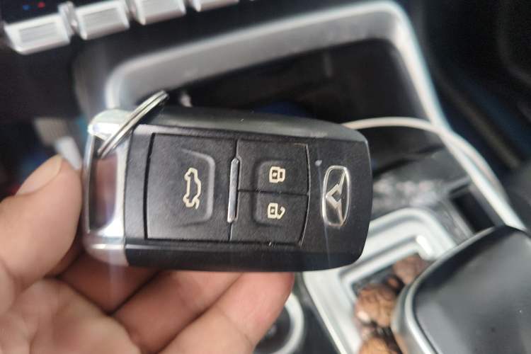 Used Cowin Xuanjie Pro EV 2022 401 km Enjoyment Version Vehicle Key