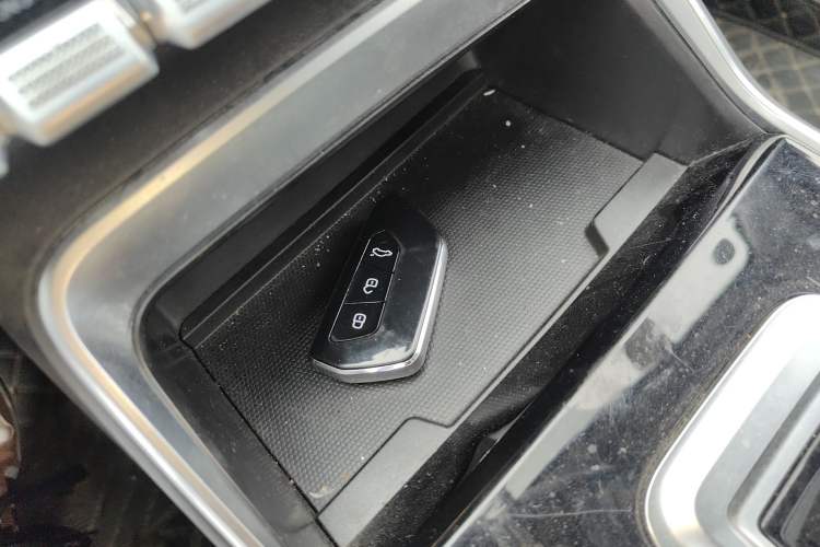Used Cowin Xuanjie Pro EV 2022 401 km Enjoyment Version Vehicle Key