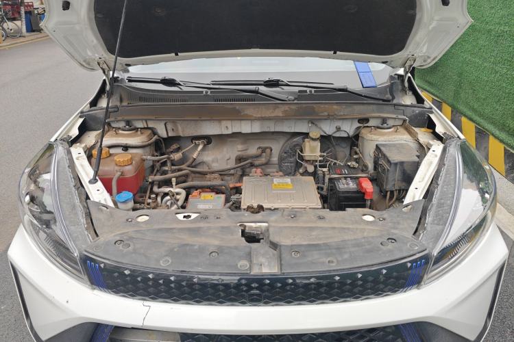 Used Cowin Xuanjie Pro EV 2023 401 km Online Booking Version Engine Bay
