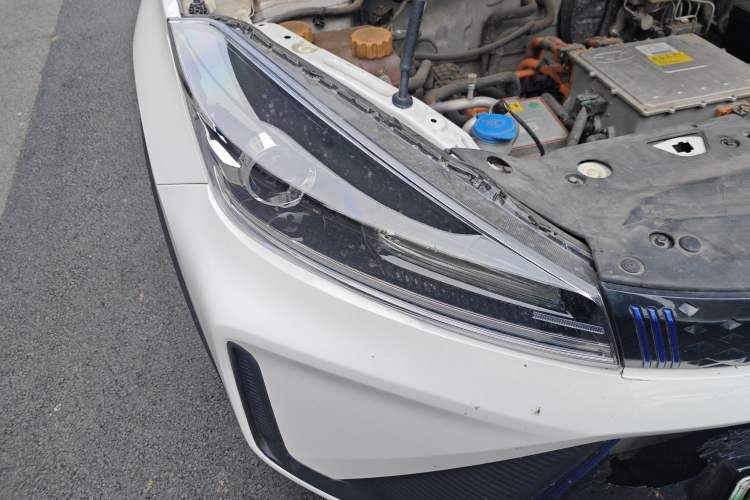 Used Cowin Xuanjie Pro EV 2023 401 km Online Booking Version Right Front Headlight