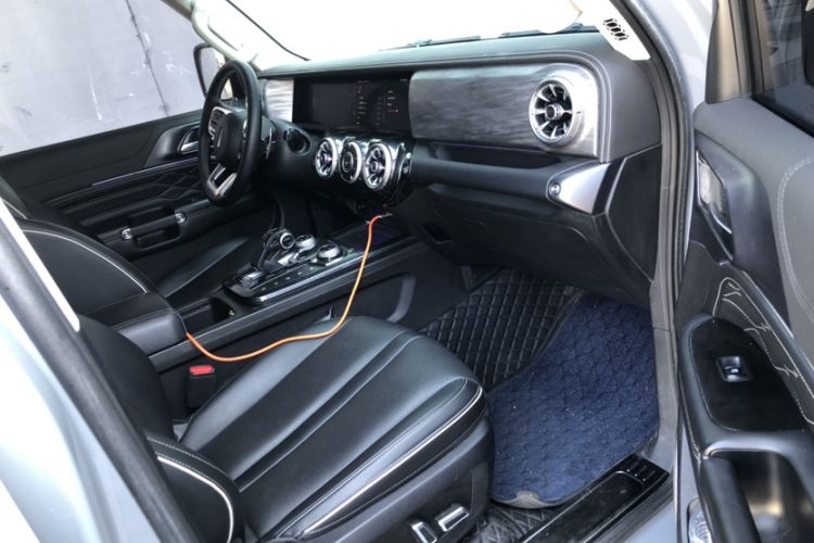 Used Cyberspace 300 2021 Off-Road Edition 2.0T Conqueror Interior 4