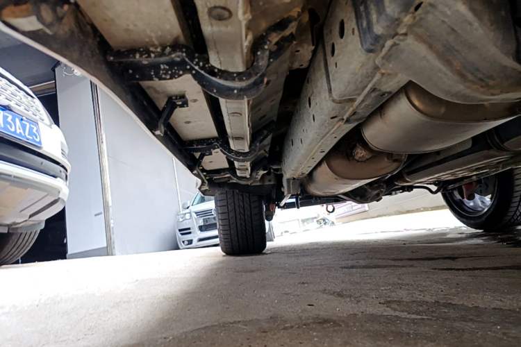 Used Cyberspace Tank 300 2021 2.0T Cyber Tank Right Side Sill