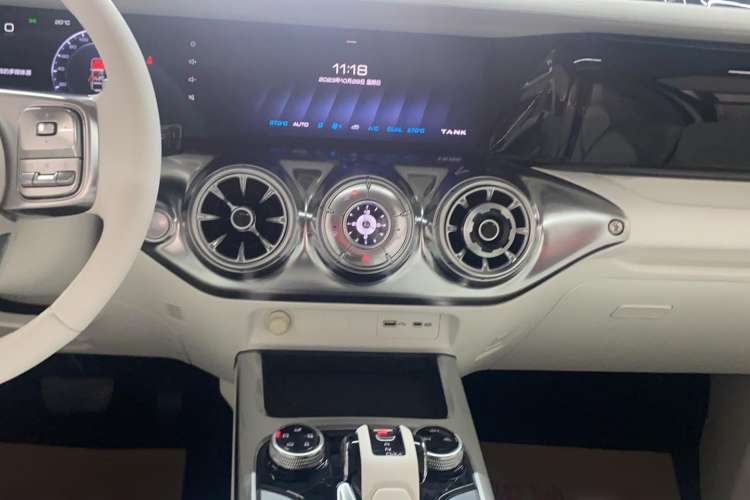 Used Cyberspace Tank 300 2021 2.0T Cyber Tank Audio And AC Panel