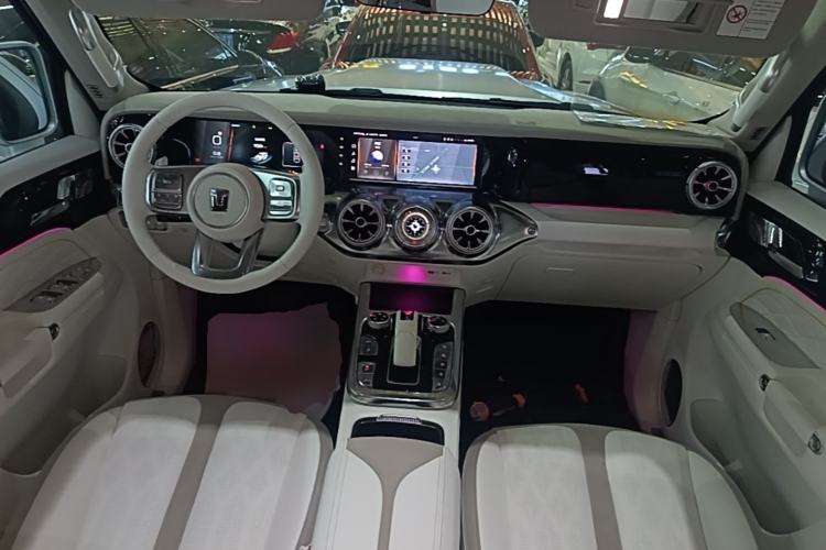 Used Cyberspace Tank 300 2021 2.0T Cyber Tank Center Console