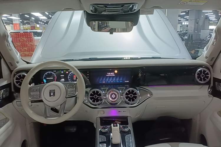 Used Cyberspace Tank 300 2021 2.0T Cyber Tank Center Console