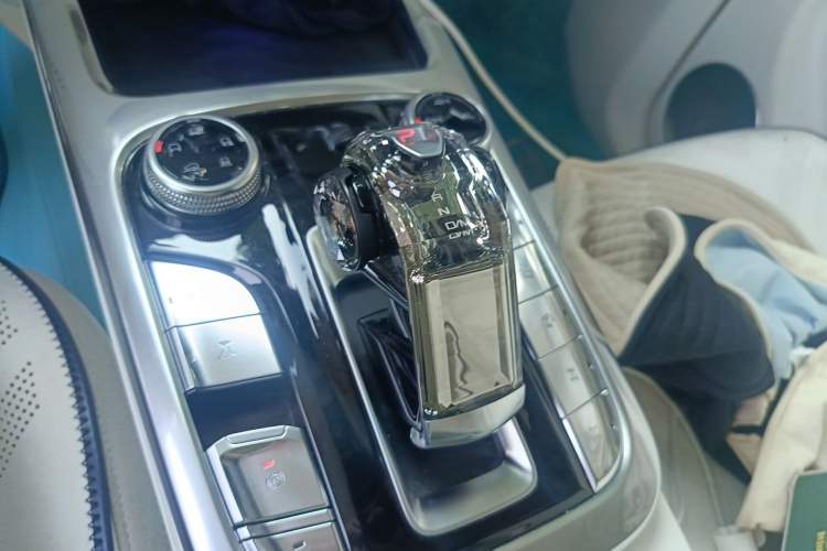 Used Cyberspace Tank 300 2021 2.0T Cyber Tank Gear Lever