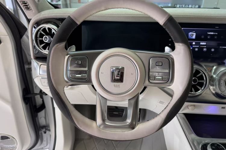 Used Cyberspace Tank 300 2021 2.0T Cyber Tank Interior 2