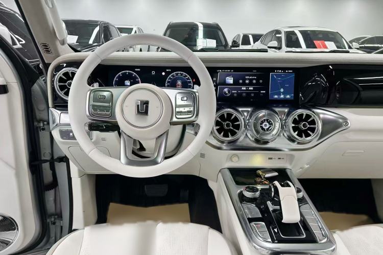 Used Cyberspace Tank 300 2021 2.0T Cyber Tank Interior 2