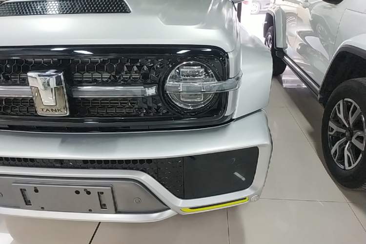 Used Cyberspace Tank 300 2021 2.0T Cyber Tank Left Front Headlight