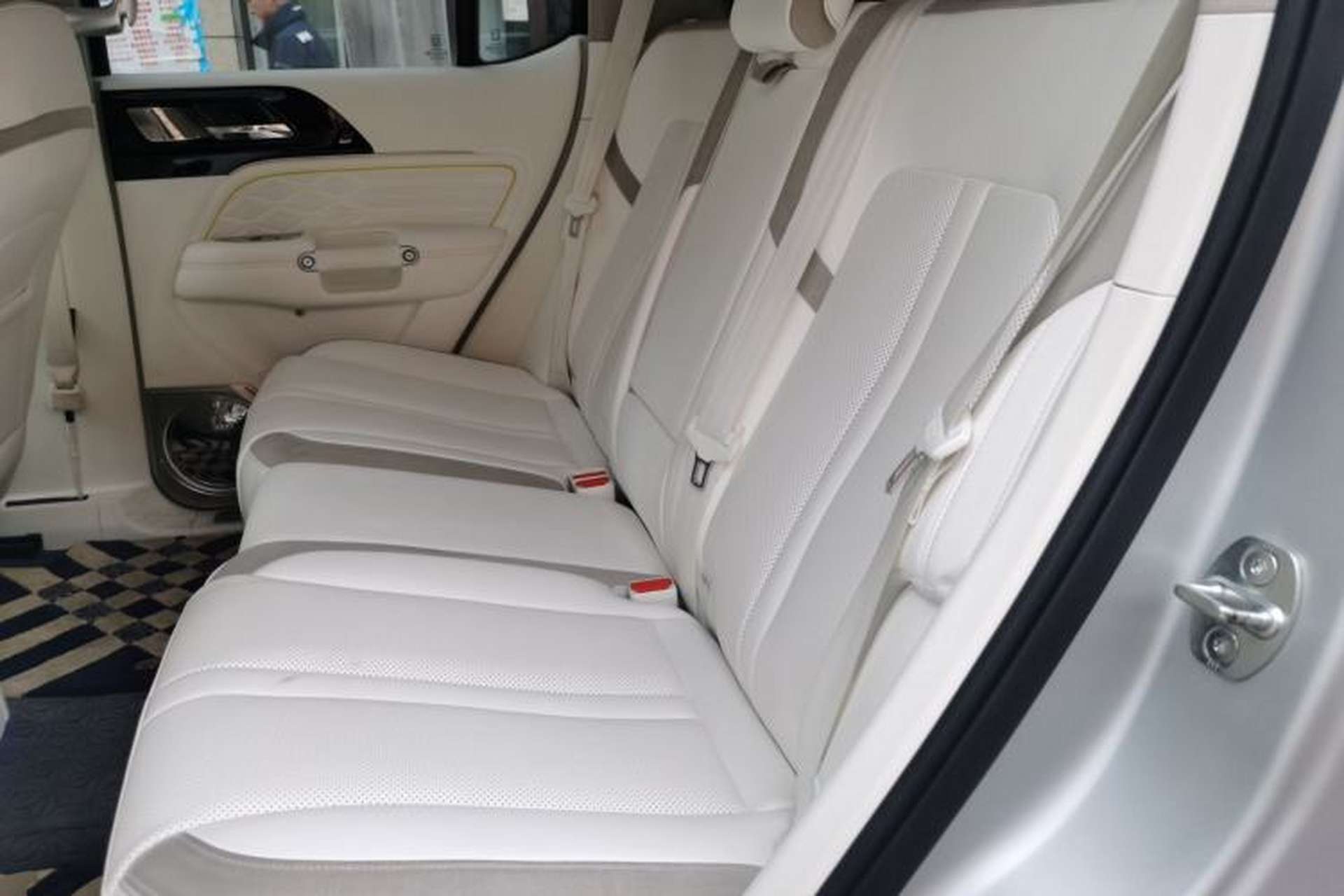 Used Cyberspace Tank 300 2021 2.0T Cyber Tank Left Rear Seat