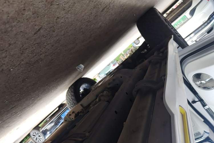 Used Cyberspace Tank 300 2021 2.0T Cyber Tank Left Side Sill