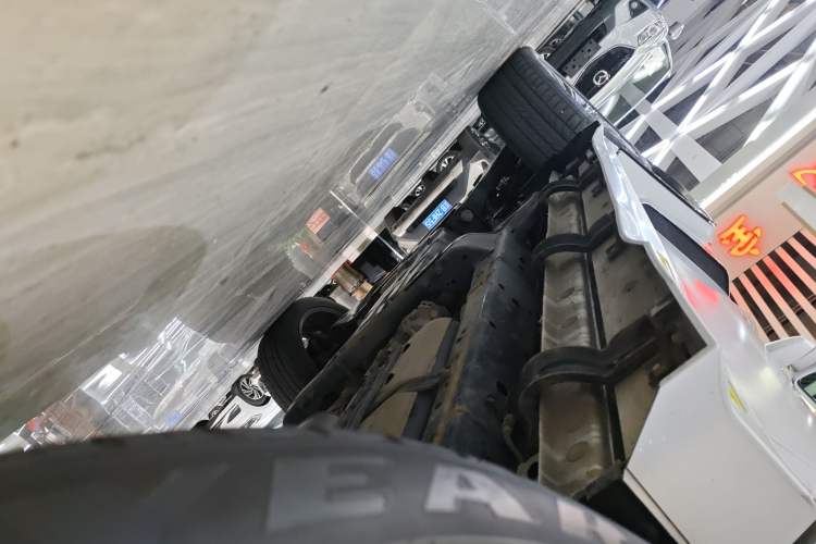 Used Cyberspace Tank 300 2021 2.0T Cyber Tank Left Side Sill