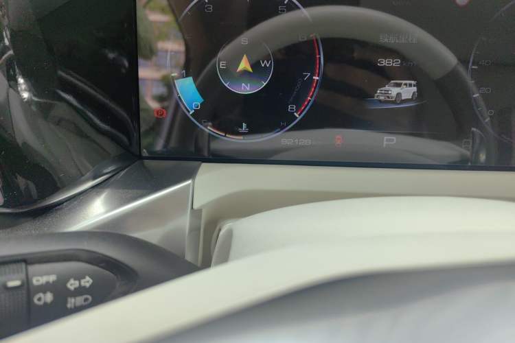 Used Cyberspace Tank 300 2021 2.0T Cyber Tank Odometer Close Up