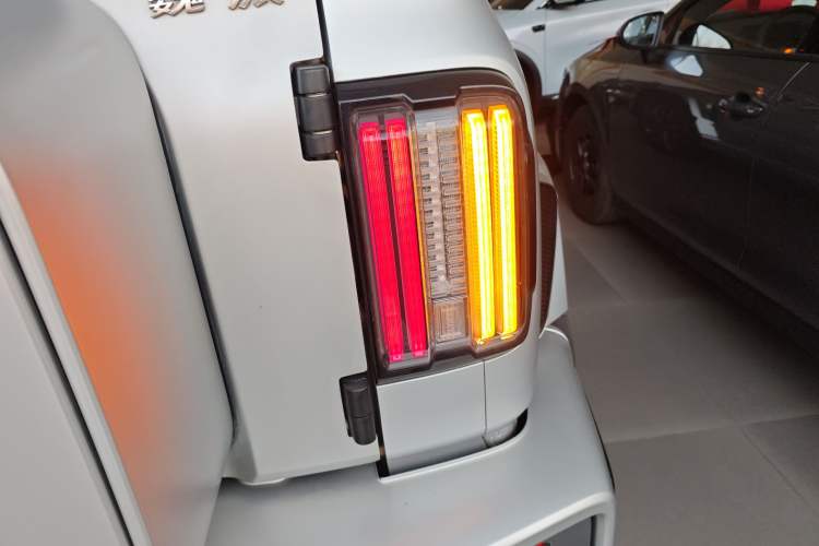 Used Cyberspace Tank 300 2021 2.0T Cyber Tank Right Rear Taillight