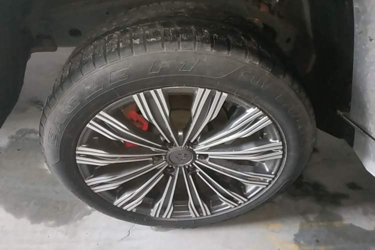 Used Cyberspace Tank 300 2021 2.0T Cyber Tank Right Rear Wheel Hub