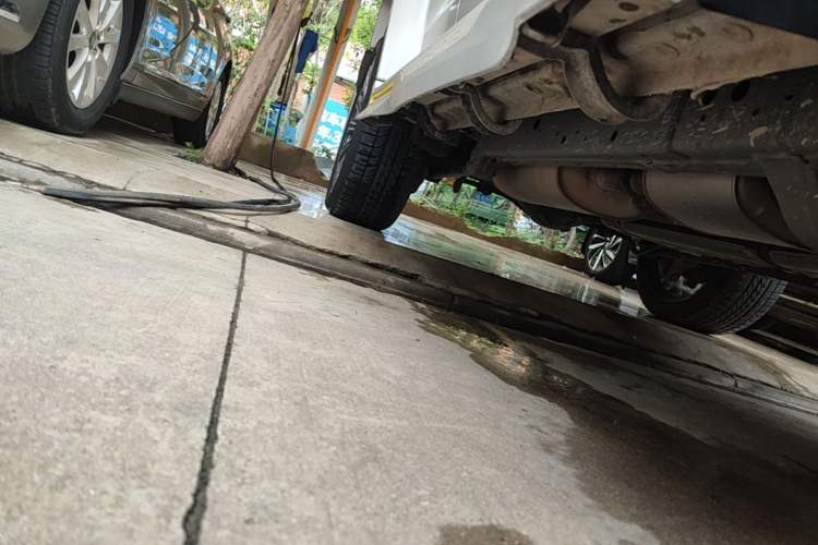 Used Cyberspace Tank 300 2021 2.0T Cyber Tank Right Side Sill