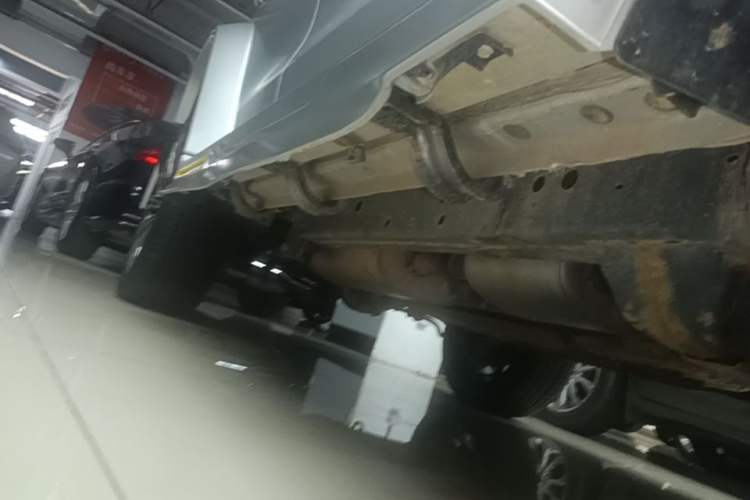 Used Cyberspace Tank 300 2021 2.0T Cyber Tank Right Side Sill