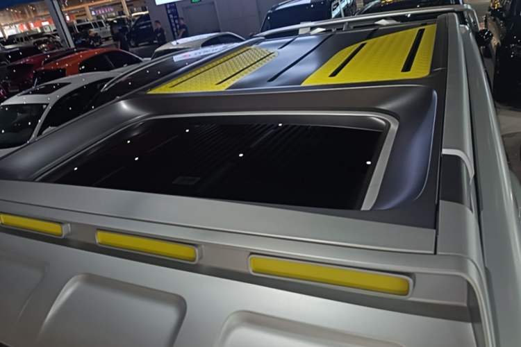 Used Cyberspace Tank 300 2021 2.0T Cyber Tank Roof