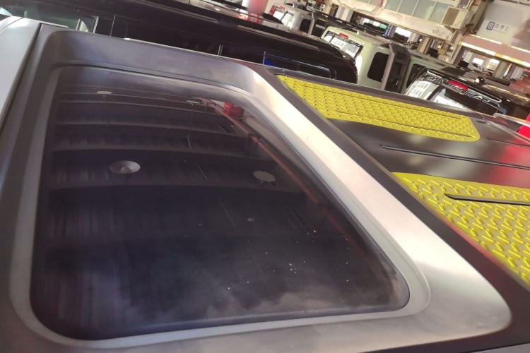 Used Cyberspace Tank 300 2021 2.0T Cyber Tank Roof