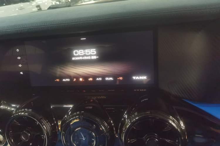 Used Cyberspace Tank 300 2023 2.0T Cyber Knight Audio And AC Panel