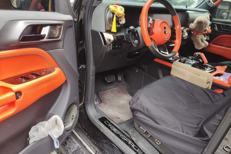 Used Cyberspace Tank 300 2023 2.0T Cyber Knight Driver Seat
