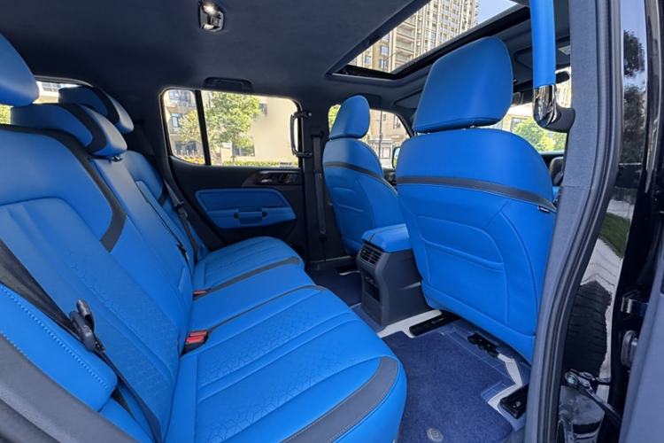 Used Cyberspace Tank 300 2023 2.0T Cyber Knight Interior 9