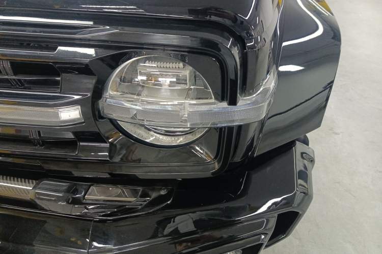 Used Cyberspace Tank 300 2023 2.0T Cyber Knight Left Front Headlight