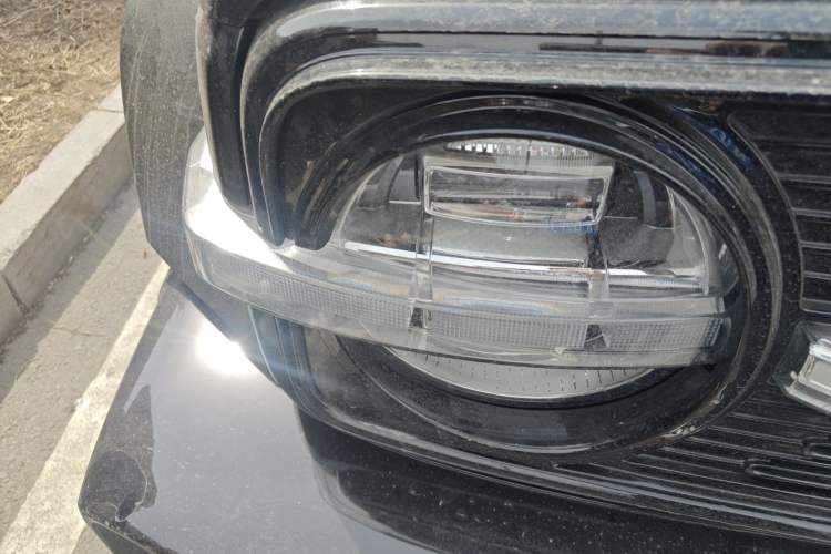 Used Cyberspace Tank 300 2023 2.0T Cyber Knight Right Front Headlight