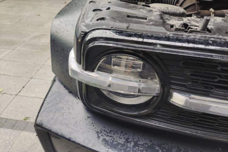 Used Cyberspace Tank 300 2023 2.0T Cyber Knight Right Front Headlight