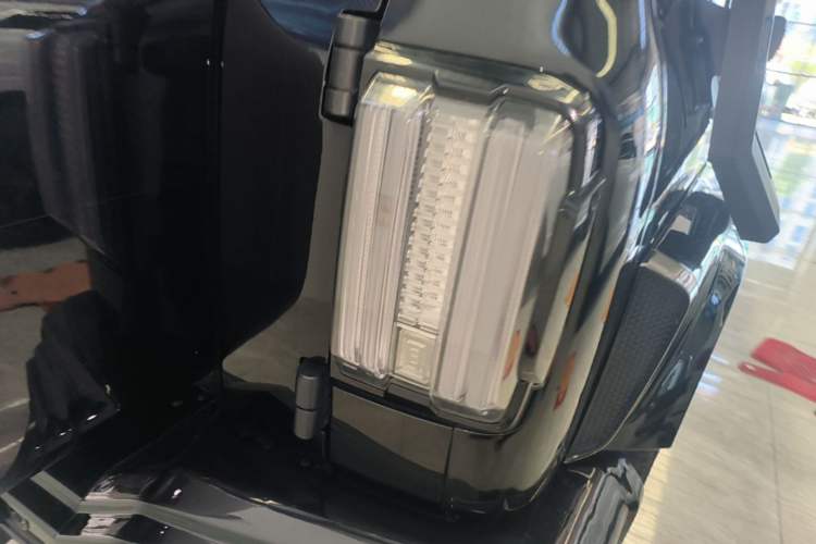 Used Cyberspace Tank 300 2023 2.0T Cyber Knight Right Rear Taillight