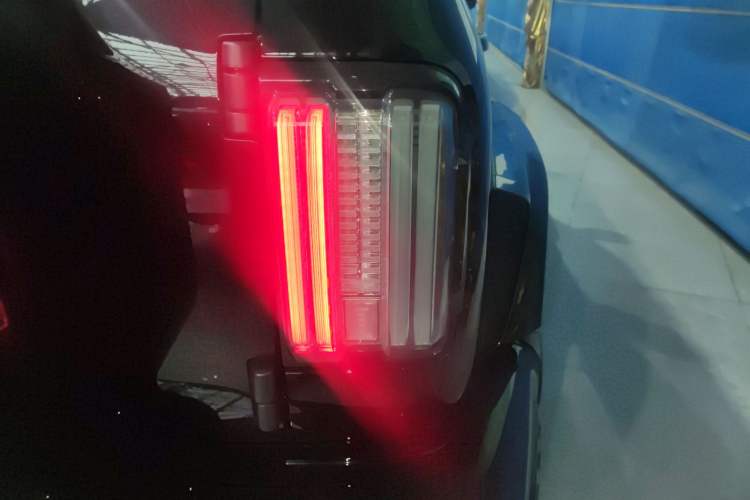 Used Cyberspace Tank 300 2023 2.0T Cyber Knight Right Rear Taillight