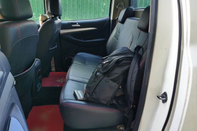 Used Dayun Pickup 2020 2.0T Diesel 4x4 Manual Elite Version Long Wheelbase 4F20TC Left Rear Seat