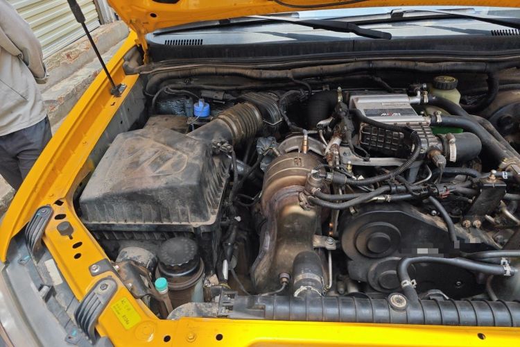 Used Dayun Pickup 2020 2.0T Diesel Two-Wheel Drive Manual Elite Version Long Wheelbase 4F20TC Engine Bay Right