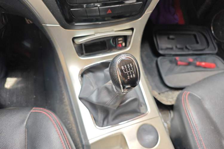 Used Dayun Pickup 2020 2.0T Diesel Two-Wheel Drive Manual Elite Version Long Wheelbase 4F20TC Gear Lever