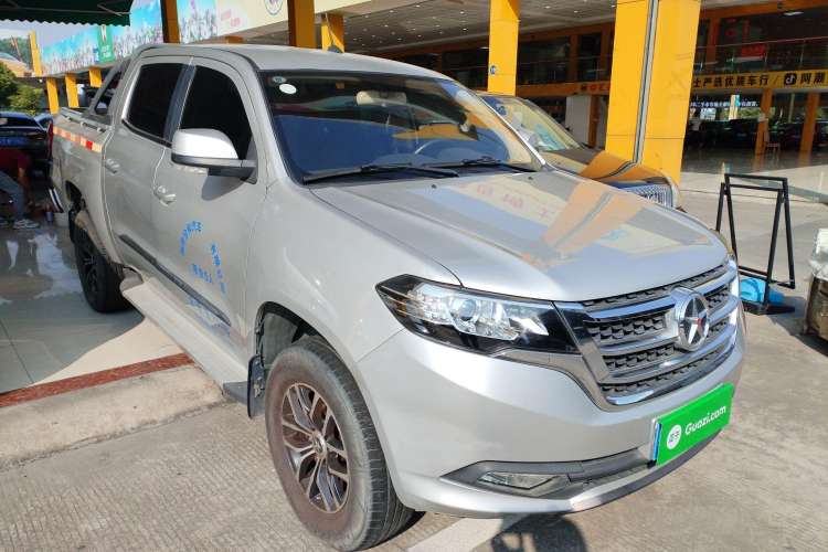 Used Dayun Pickup 2021 2.0T Diesel Two-Wheel Drive Manual Dayun Bull-Logo Axle 4F20TC Front Right 45 Deg