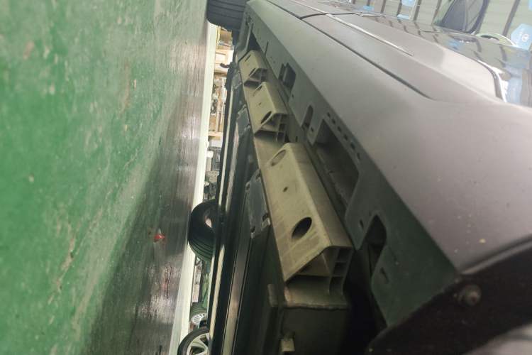 Used Dayun Yuanzhi M1 2020 VIP Edition Chassis Rear Left